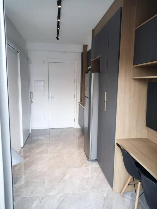 De 25 Metros Do Lado Metro Linha 5 Lilas Apartment